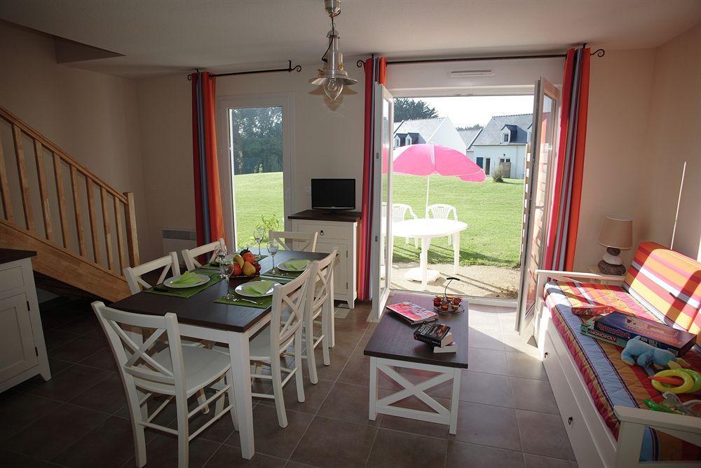 Résidence Néméa Les Roches Saint-Pol-de-Léon Exterior foto