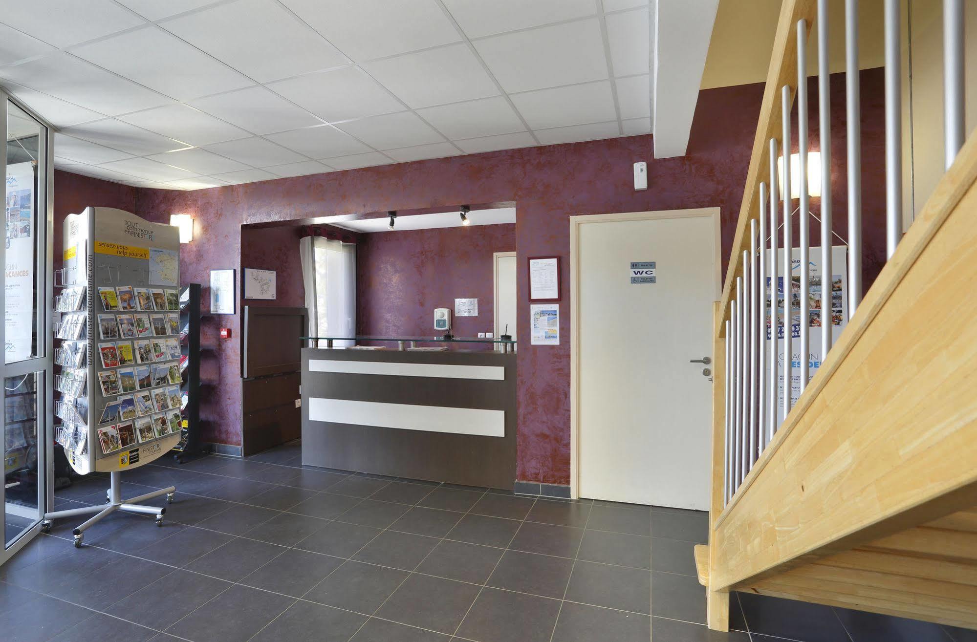 Résidence Néméa Les Roches Saint-Pol-de-Léon Exterior foto