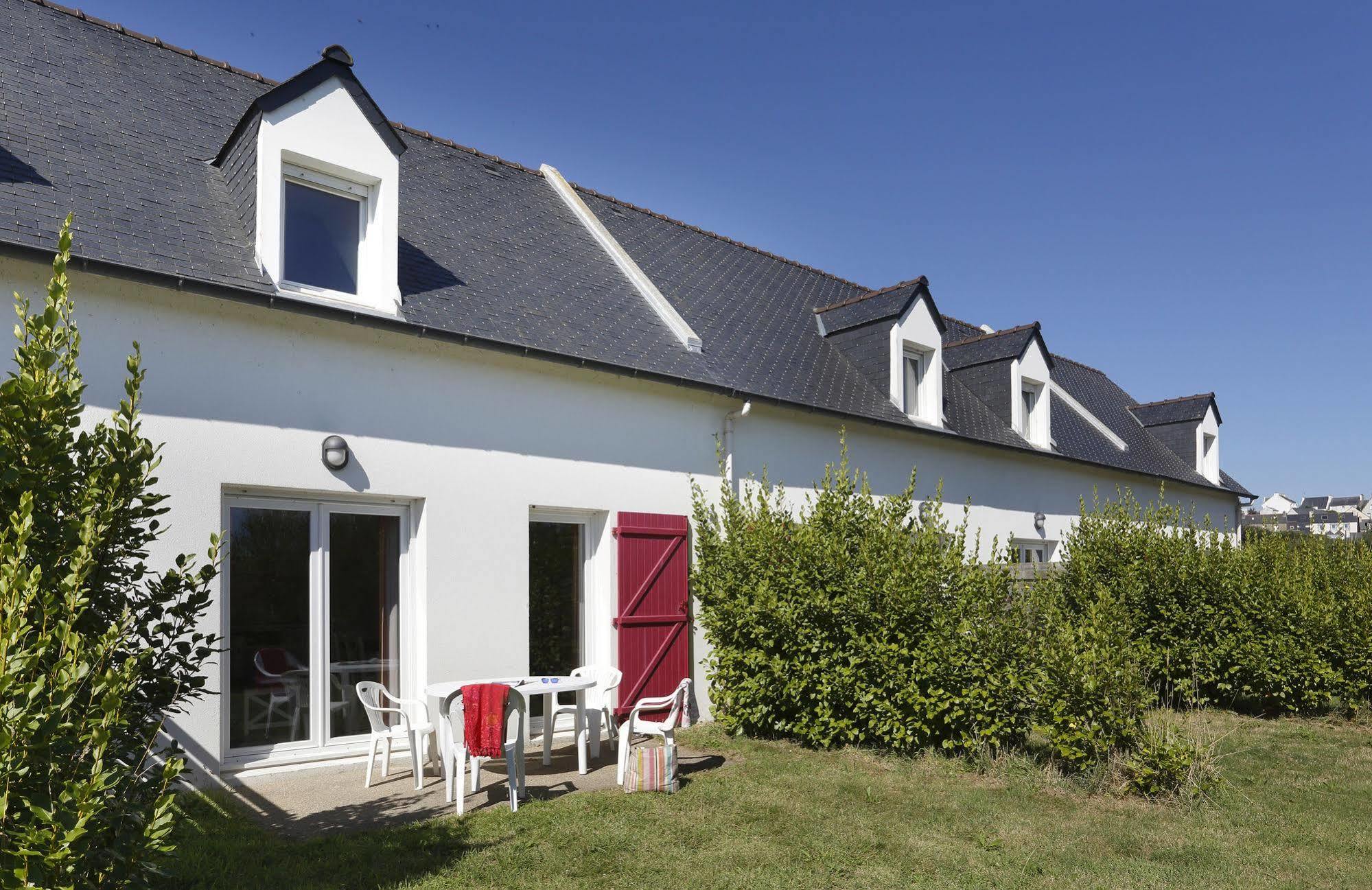 Résidence Néméa Les Roches Saint-Pol-de-Léon Exterior foto